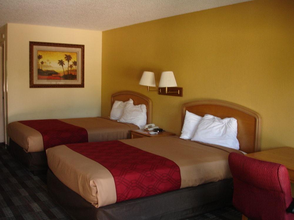 Jax Airport Hotel Jacksonville Exterior foto